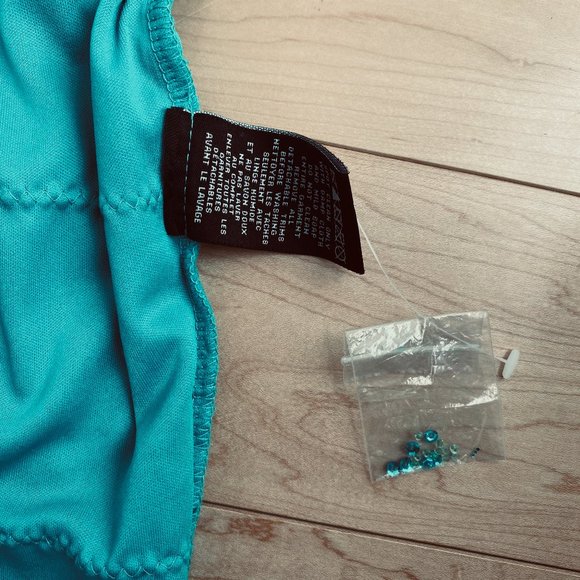 Greenish Blue Lace and Beaded Cocktail Party Dress . XS - Picture 5 of 9